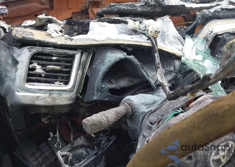 2017 Toyota Highlander Se z USA, uszkodzony, nr VIN 5TDKZRFH6HS187866